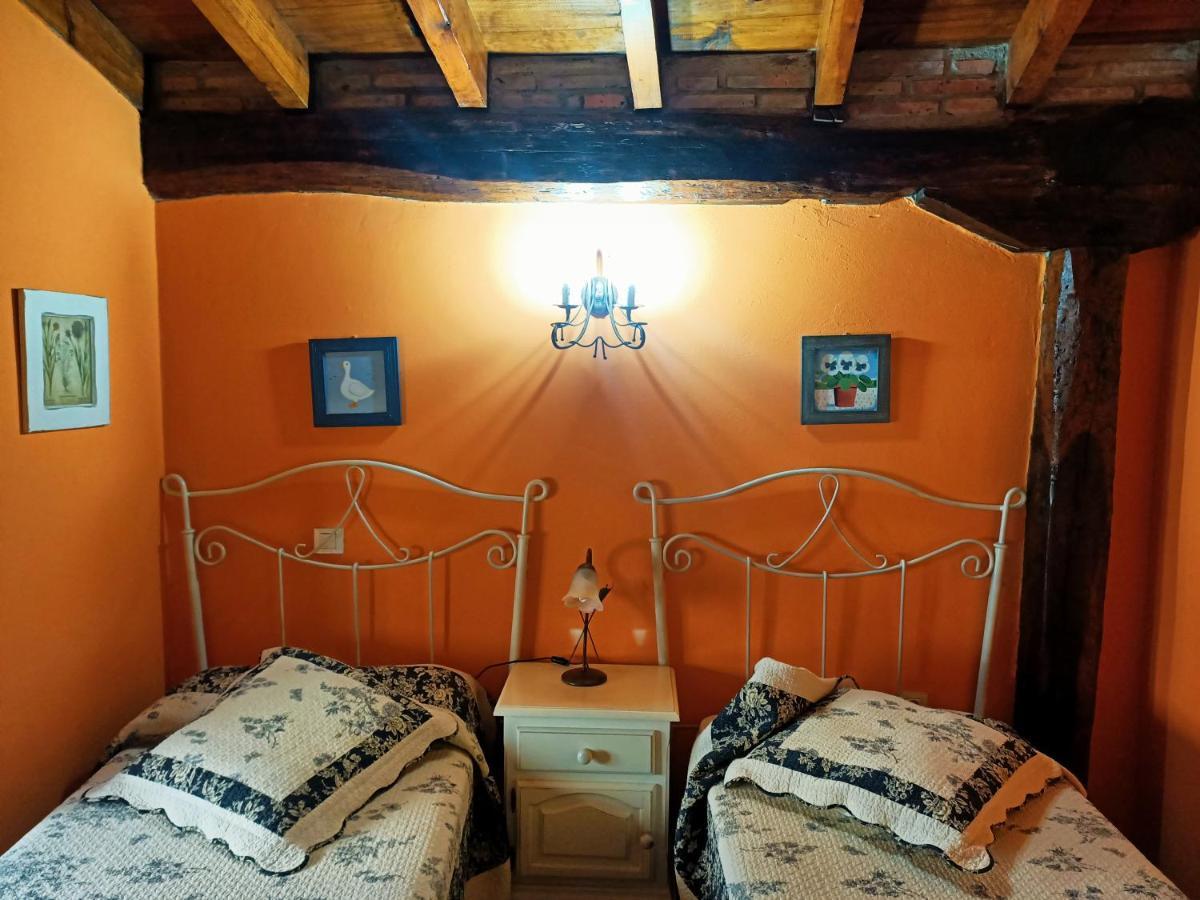 Apartamentos La Buganvilla Novales Exteriör bild