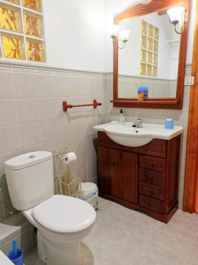Apartamentos La Buganvilla Novales Exteriör bild